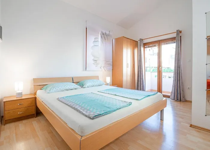 Apartament Ana 1 *