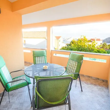 Ana 1 Apartmán *